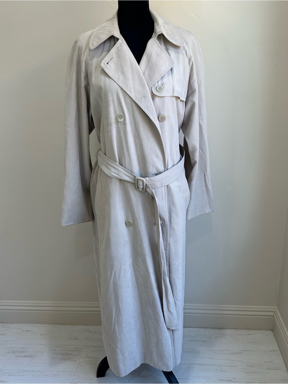 Vintage London Fog Women’s Size 8 Taupe Double-Breasted Trench Coat with Belt